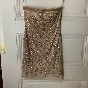 Basix Black Label size 4 gold sequins cocktail dress